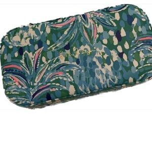 NWOT Lilly Pulitzer jewelry case.